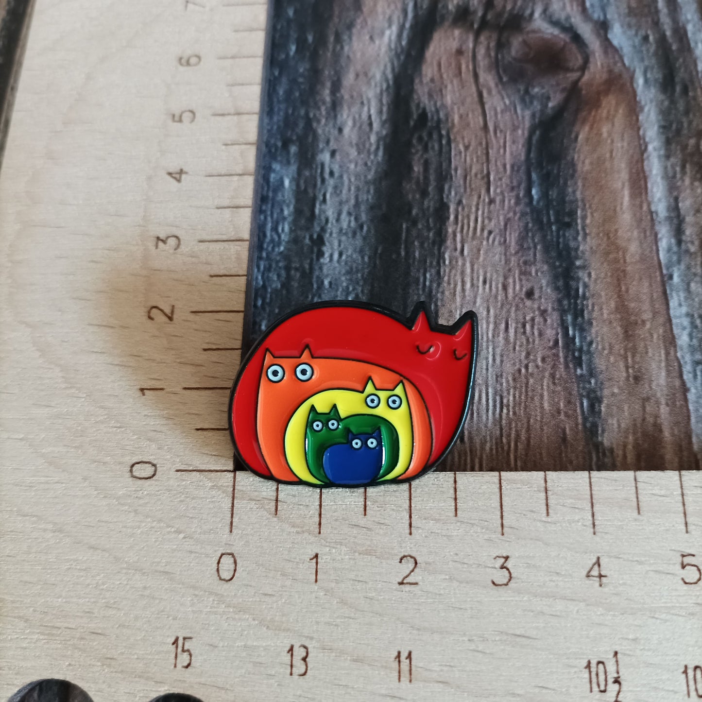 Emaille Pin | Motiv Regenbogenkatzen