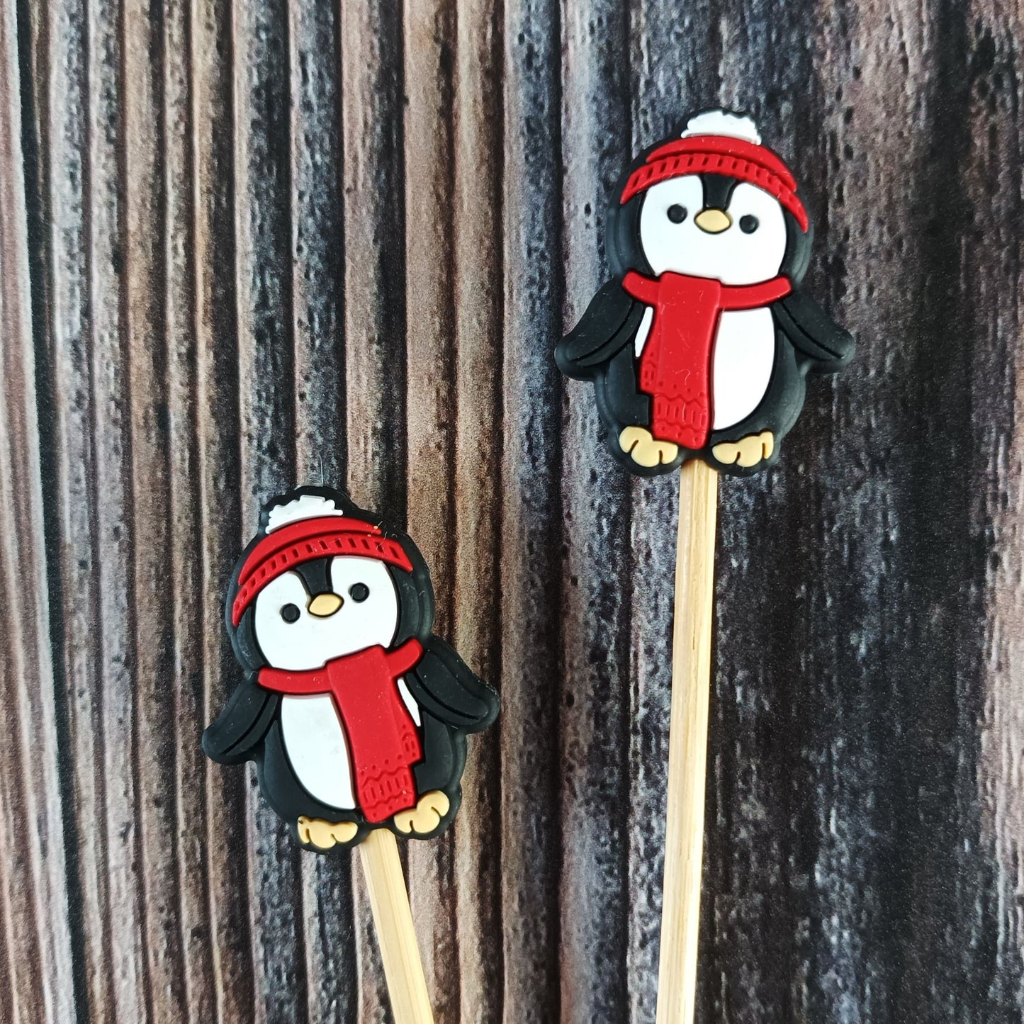 Zwei Maschenstopper aus Silikon | Motiv Pinguin
