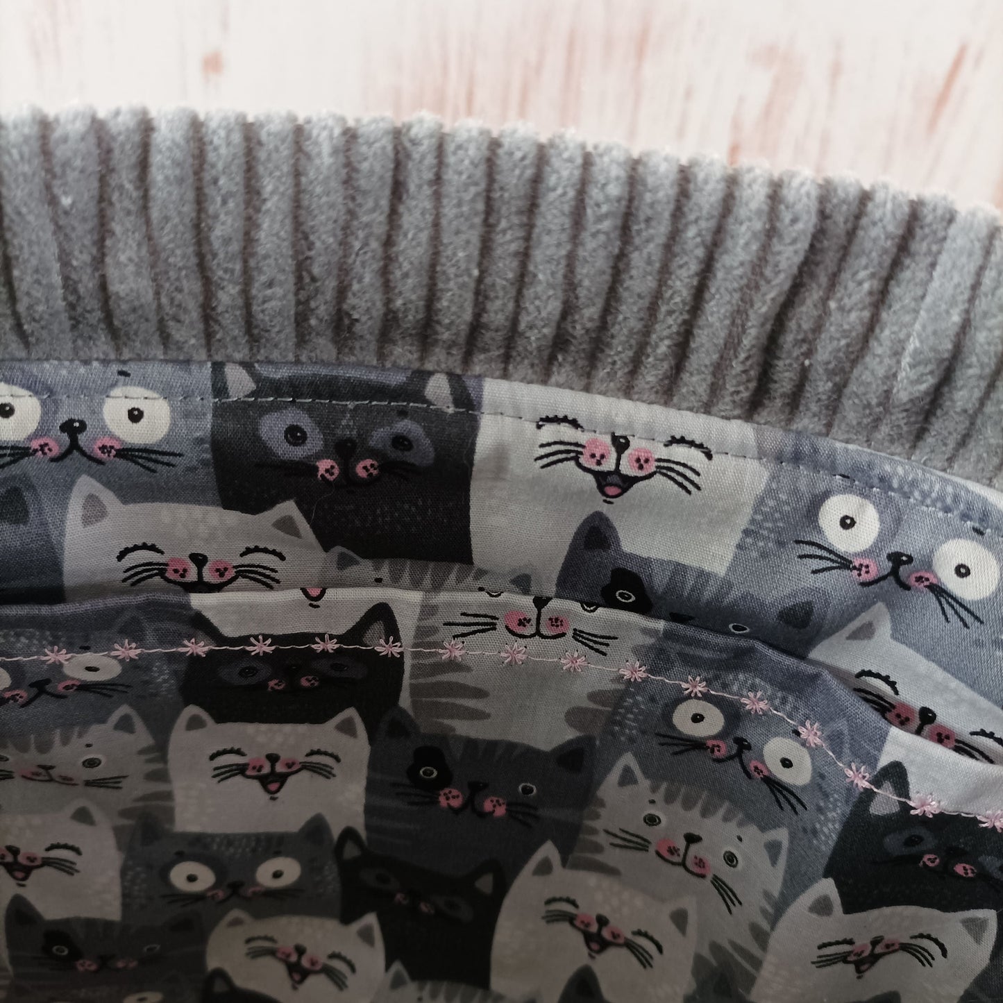 Projekttasche mit Kordelzug Größe M | Motiv Cord grau | Katzen