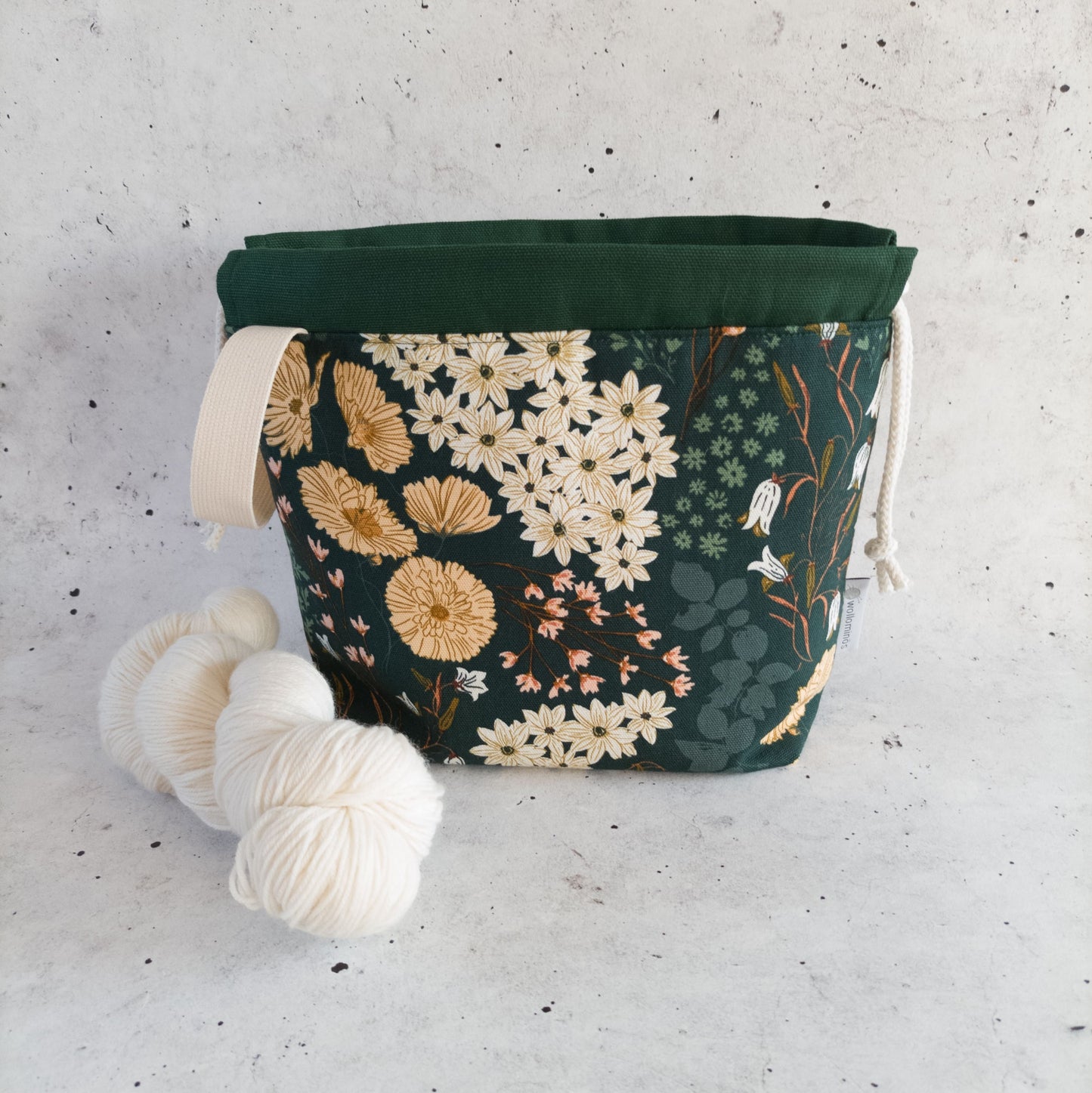 Projekttasche mit Kordelzug Größe S | Motiv grüne Blumenwiese (grün)