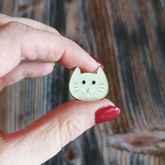 Emaille Pin | Motiv Katzenkopf creme