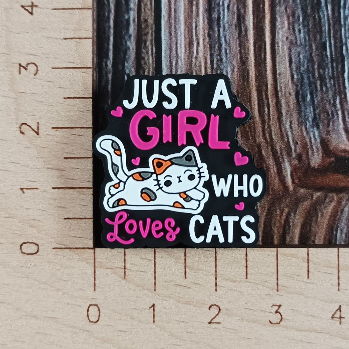 Zwei Maschenstopper aus Silikon | Motiv Just a girl who loves cats