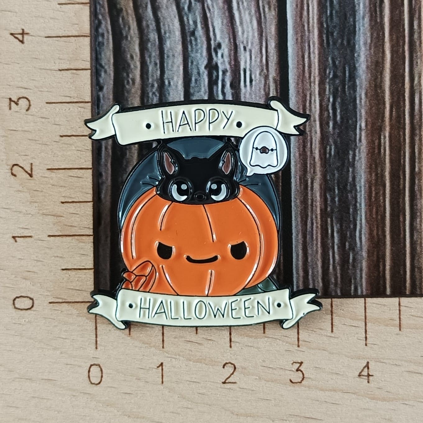 Emaille Pin | Motiv Happy Halloween