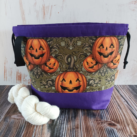 Projekttasche mit Kordelzug Größe M | Motiv Pumpkins Halloween (lila)