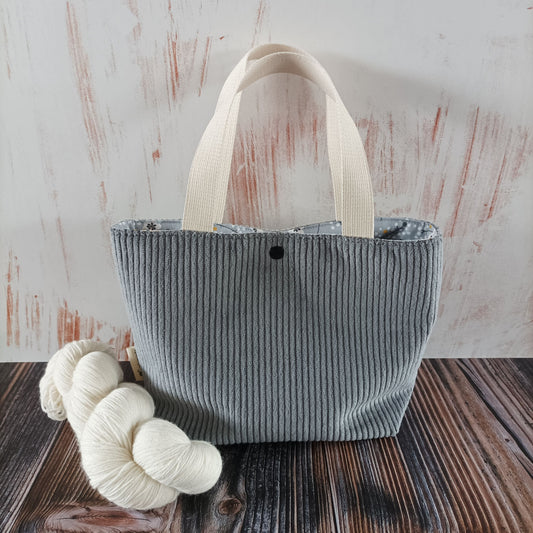 Projekttasche mit Druckknopf Größe S | Motiv Cord grau | Vögelchen