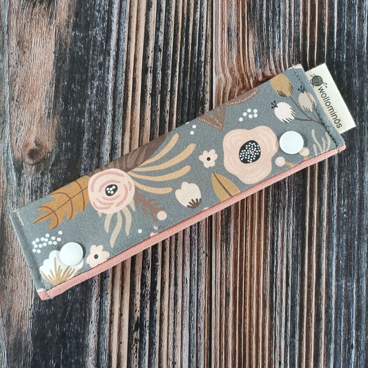Nadelgarage zur Aufbewahrung von Nadelspielen in 15 cm Länge | Motiv Wildrosen