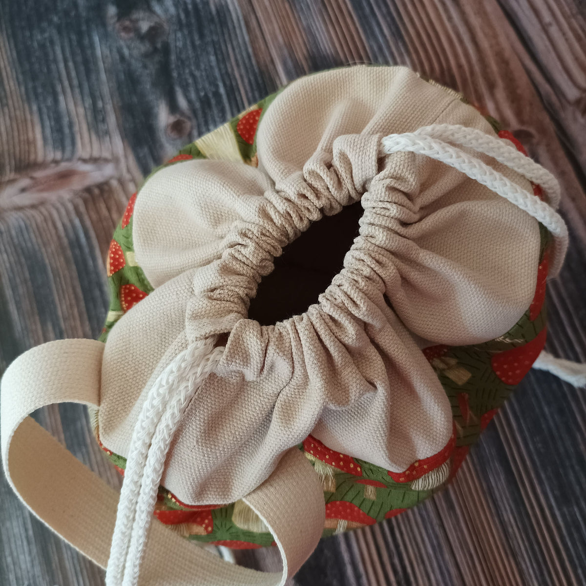 Projekttasche mit Kordelzug Größe S | Motiv Fliegenpilze