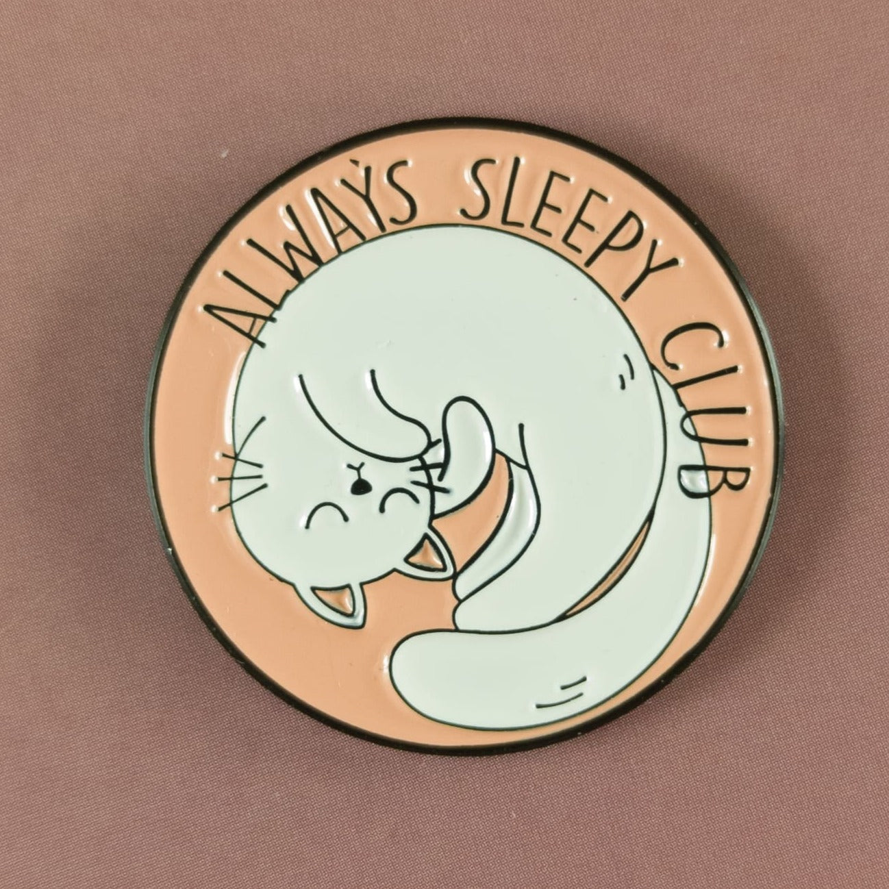 Emaille Pin | Motiv Always sleepy club